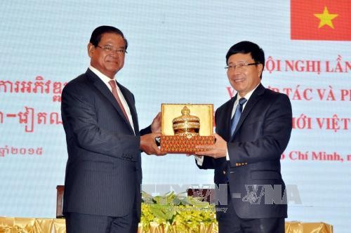Dynamiser la coopération frontalière entre le Vietnam et le Cambodge - ảnh 1